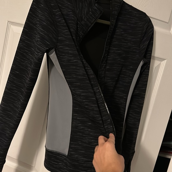 Workout jacket - Picture 2 of 3
